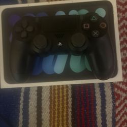 Sony DUALSHOCK 4 Wireless Controller for PlayStation 4 - Black