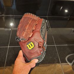 Leather  Baseball Glove 