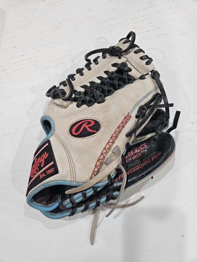 Rawlings Heart of the Hide R2G 11.75" Baseball Glove, PROR205-4BCS model.