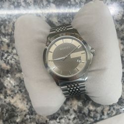 2 Gucci G Timeless  Stainless Steel Quartz Date Wristwatch