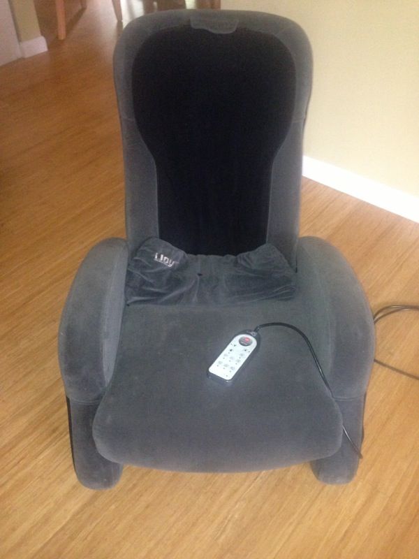 Brookstone iJoy Massage Chair