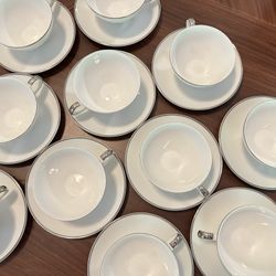 11 Set Tea Cups 