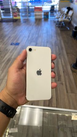 iPhone SE 64 GB UNLOCKED