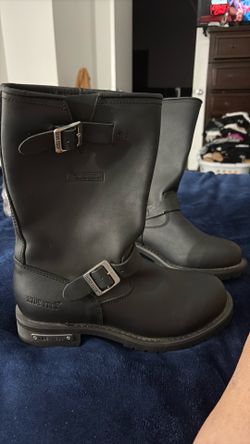 Men’s boots  91/2
