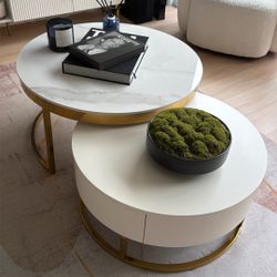 Coffee table like new!