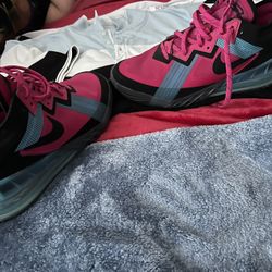 Lebrons 