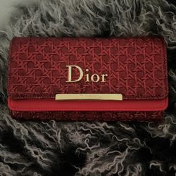 Red Wallet 
