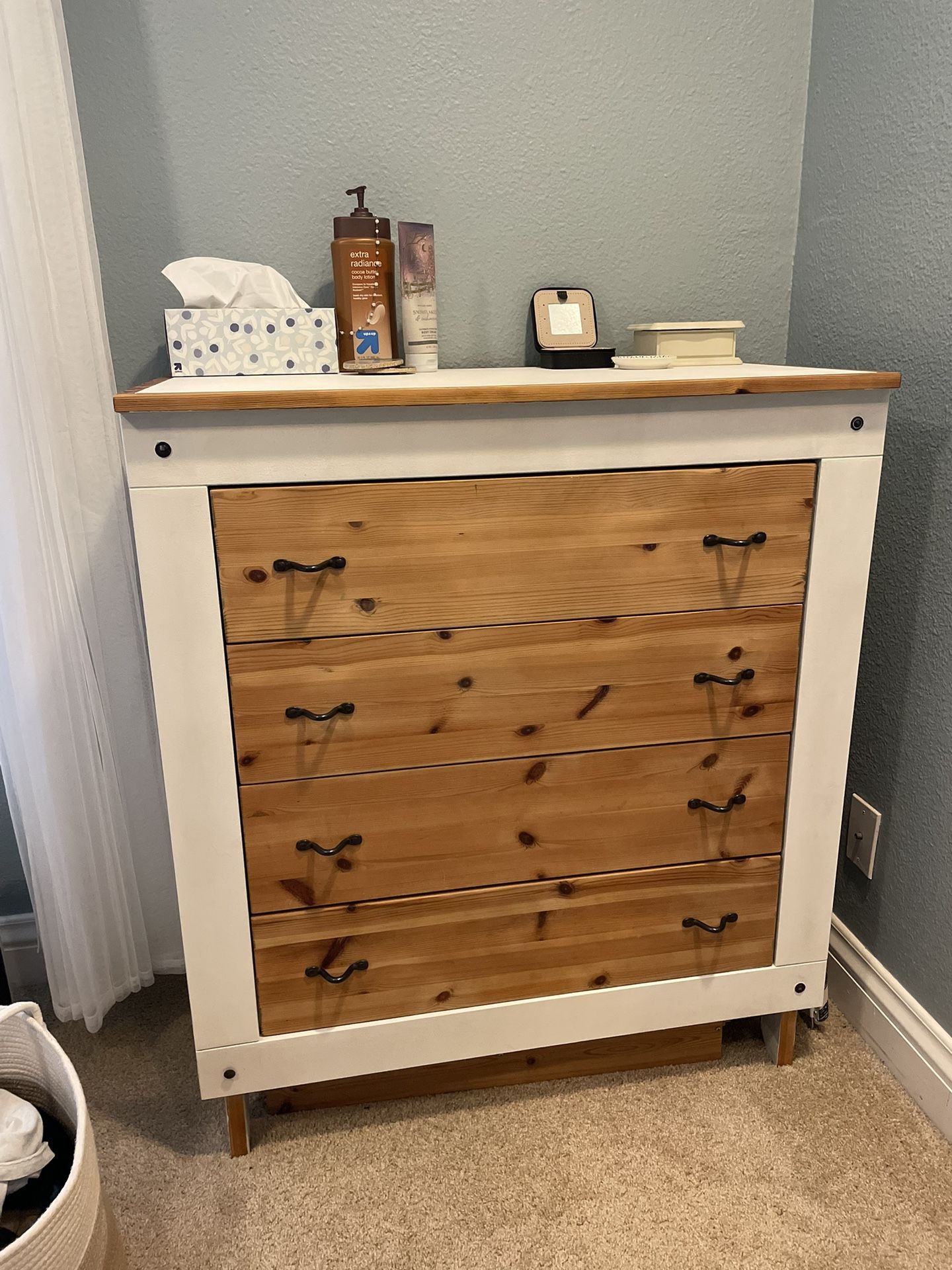 4-Drawer Dresser
