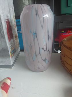 Glass vase