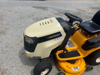 Cub Cadet Riding mower