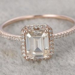 Certified Natural 3.9 TCW Diamond Wedding Engagement Ring