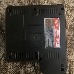 M12/m18  battery Charger