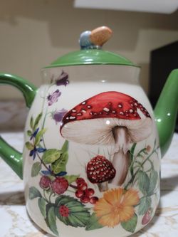 Mushroom, Tea Pot