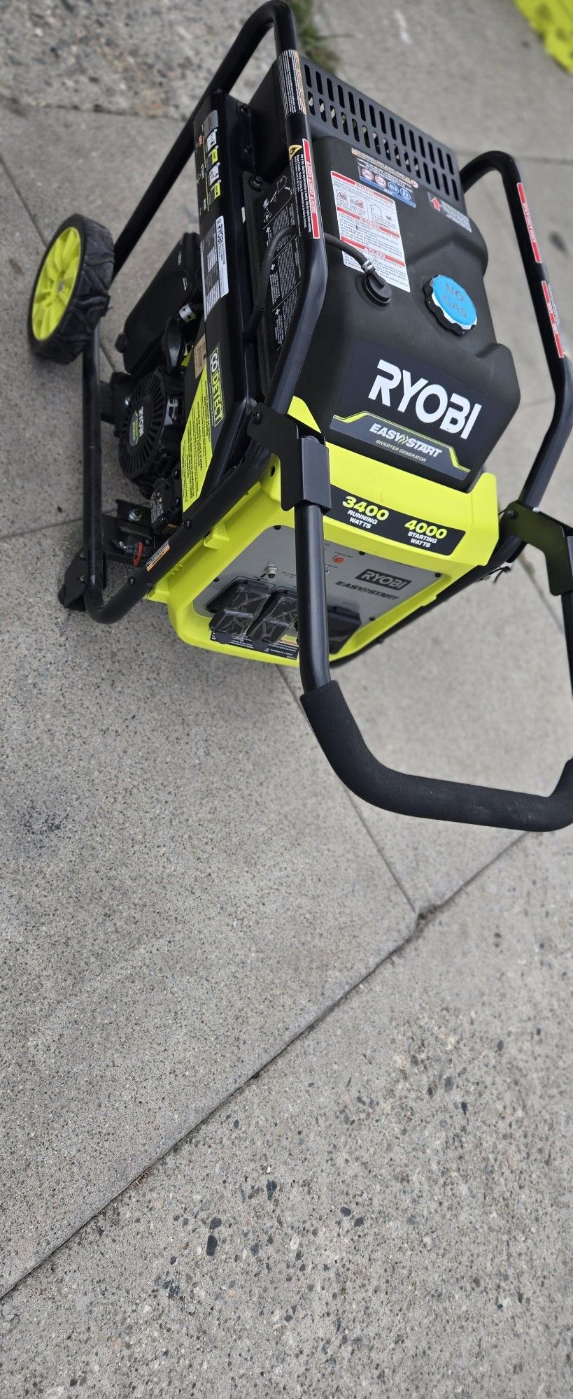 Generador  rayobi de 4000 W. 