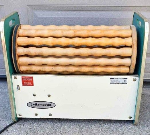 Vintage Vita Master Cellulite Massager Roller Model VMRL-14