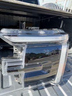 2024-2026 Ford F-150 Raptor Projector LED Headlight  left driver side OEM
