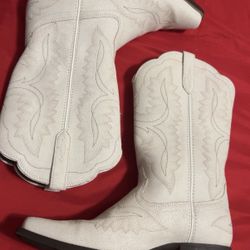 Ariat Size 6 Boots