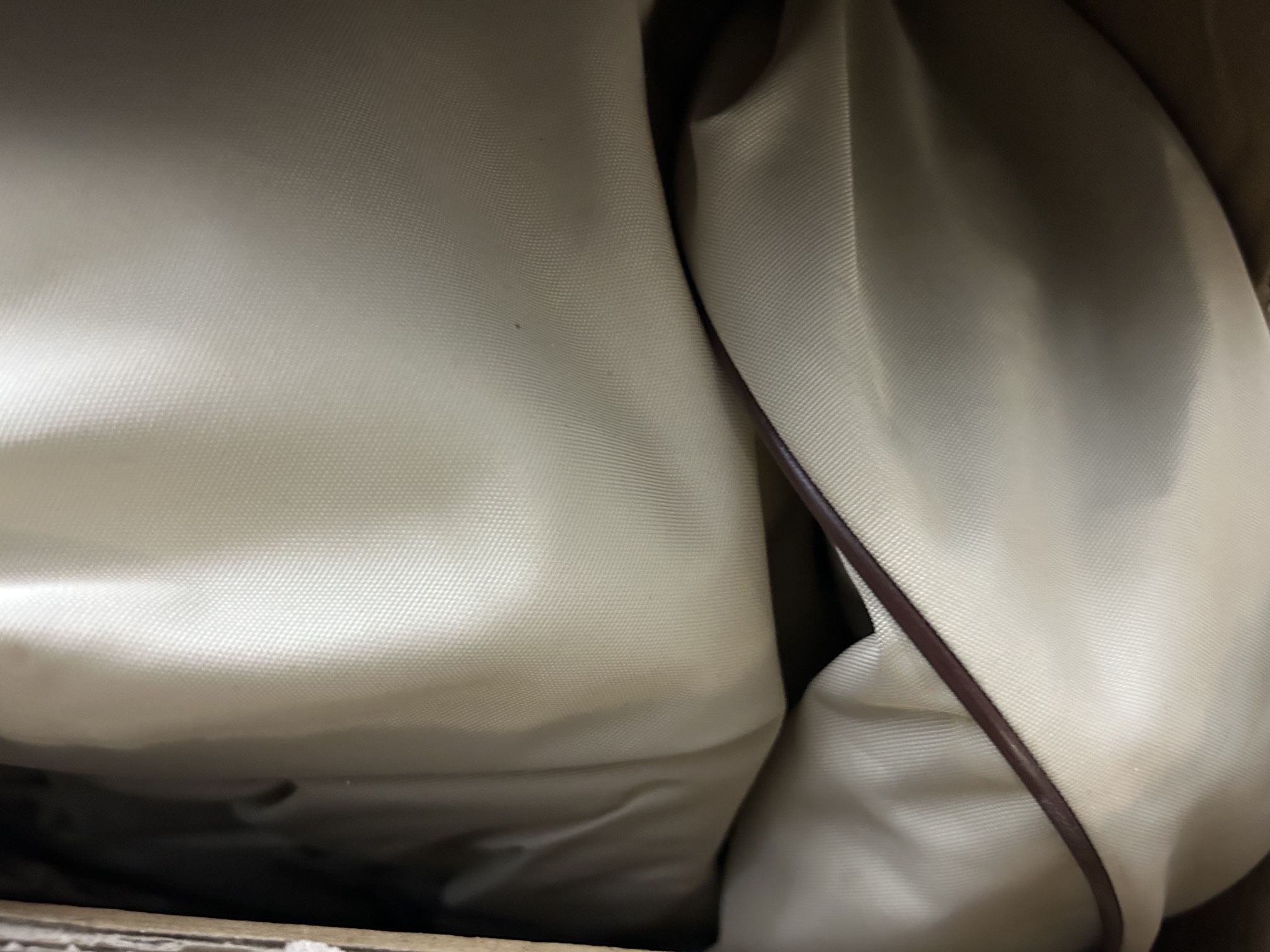 Cover goldline horse trailer new Style : GLHTVG4V Fits : trailers 26-28 Lengh