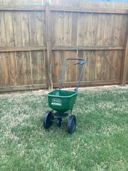 Pellet sprayer