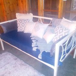 Day Bed