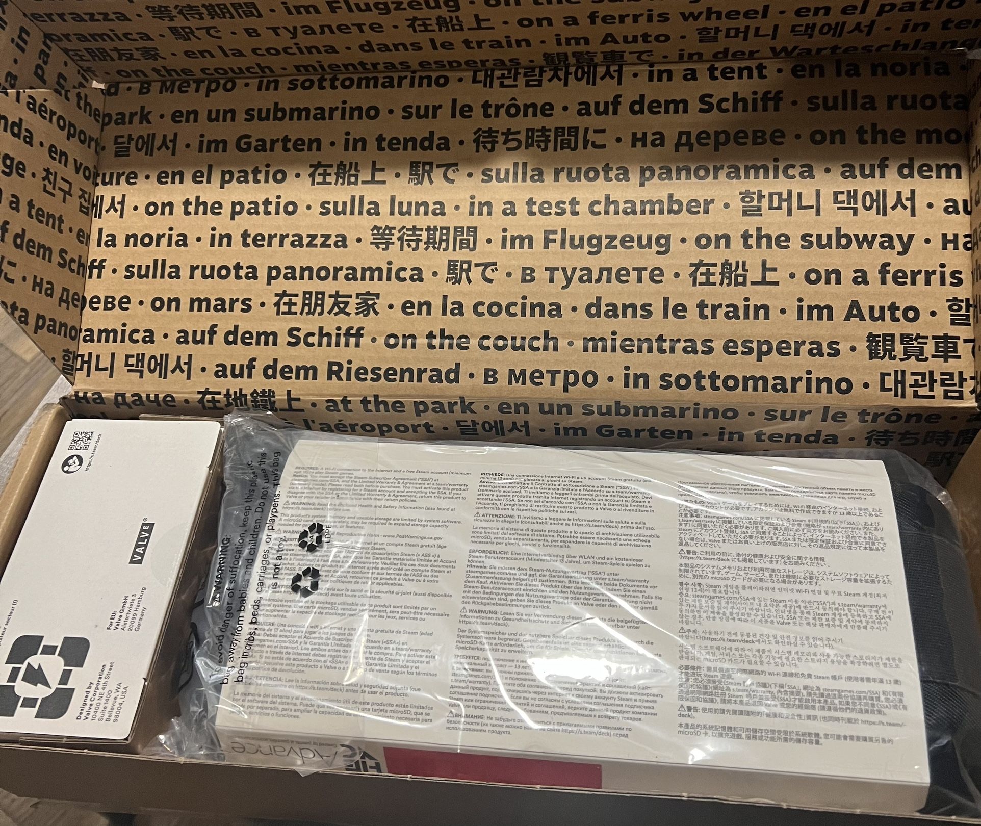 BRAND NEW SEALED!!! Valve Steam Deck OLED 7.4 1280 x 800px Handheld Gaming Console