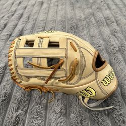 Wilson A2000 Baseball Glove