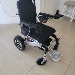 Wheelchair Autofolding Motorized