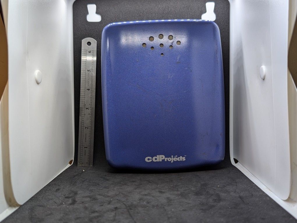 CDProjects Hard Shell Storage Case Metal 12 Sleeves 24 Disks Blue