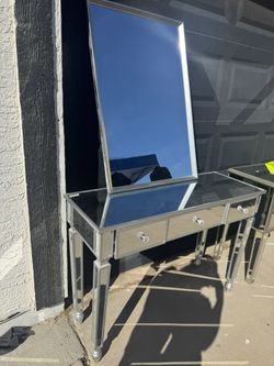 Vanity /Desk
