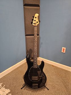 MusicMan Stingray Special Jet Black
