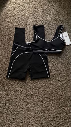 Brand New Alo Yoga Sets Black