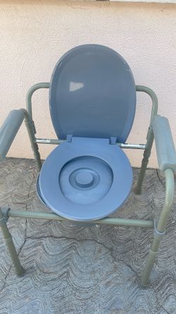Baño para el cuarto para una persona que no pueda levantarse hir al baño