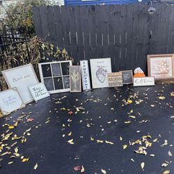 Wall Art / Paintings