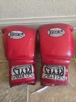 Guantes de boxeo de la vieja escuela