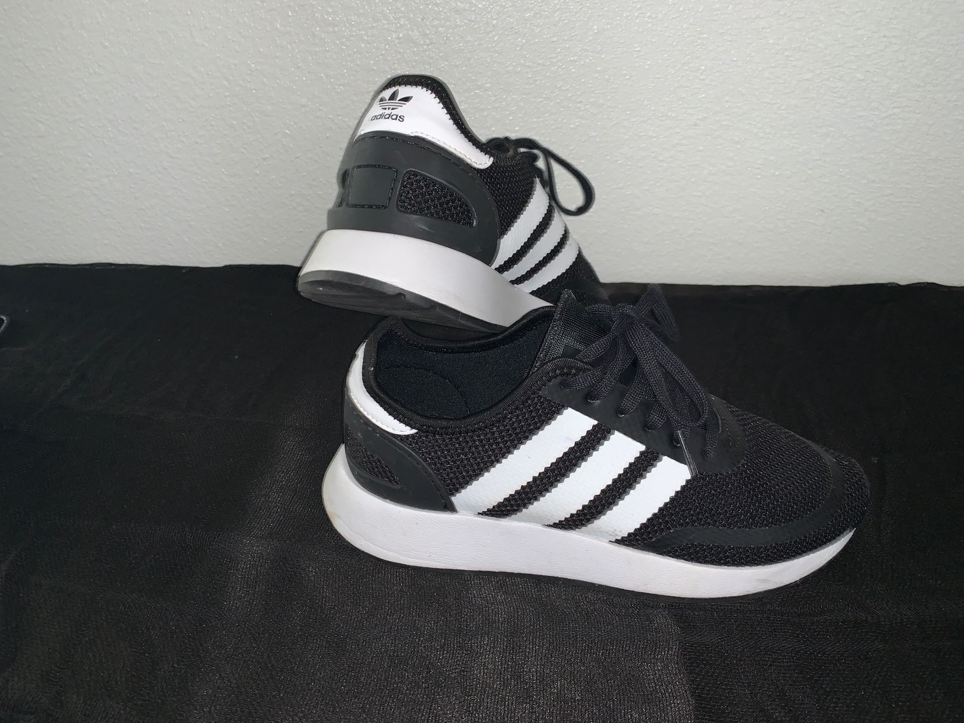 Kids size 6 adidas