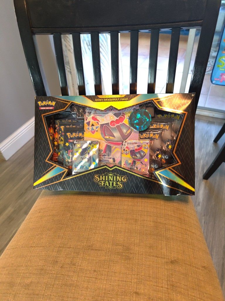Pokemon Shining Fates Premium Collection Box