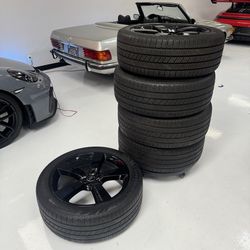 22" x 9" Land Rover Defender Wheel