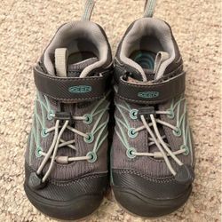 keen shoes Kids size 13