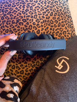 Skullcandy Bluetooth headset