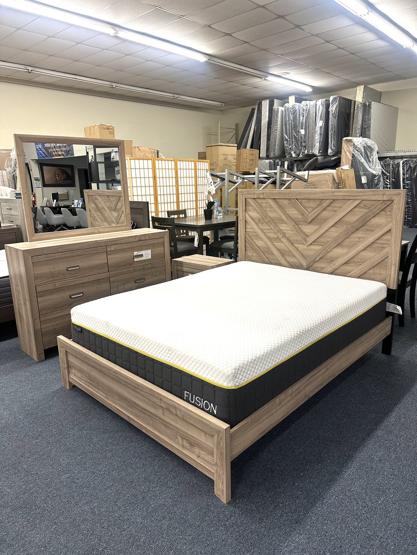 4 Pc Queen Bedroom Set 