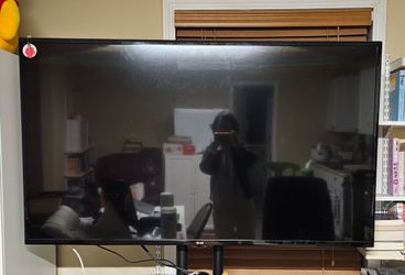 LG TV 60 inch