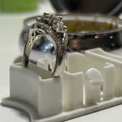 Engagement Ring Brand New Never Worn 10KW 1/2 Ctw 