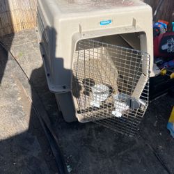Animal Crate / Kennel
