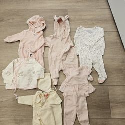 New Over 70 Items Newborn To 3 Months Clothes Socks Hats Ribbons Most New