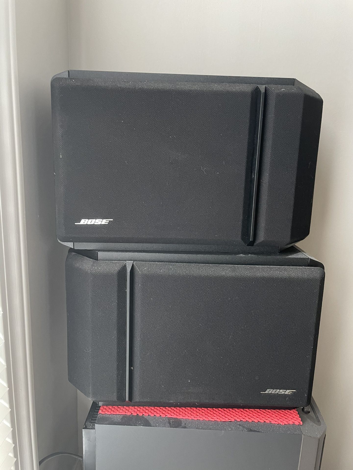 Bose 301 Speakers 