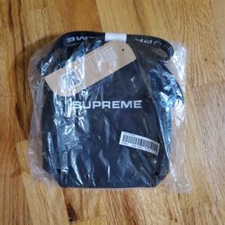 Supreme Shoulder Bag Black FW22 