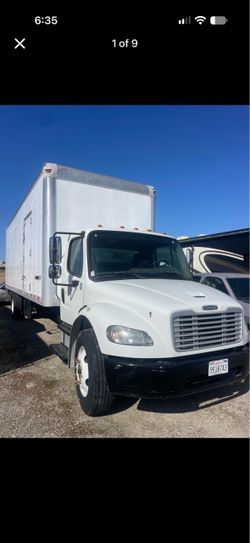 2014 Freightliner M2 26' Box Truck – Ready to Work!