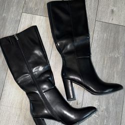 Size 8 New Boots 