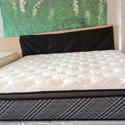 King Size Mattress (Colchón King Size)