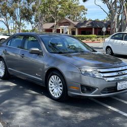 2010 Ford Fusion Hybrid 